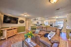 Whispering Oaks Broken Bow Cottage Near Hiking!